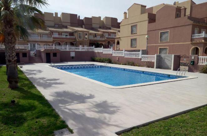 El Bungalow De Javi Gran Alacant Luaran gambar
